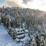 Holiday home Lesne Zacisze - Jacuzzi, Bacowka, Niesamowite Widoki *